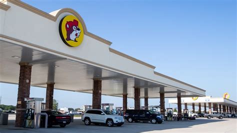 Buc eepercent27s st augustine gas prices - Aug 24, 2021 · Fifty-nine miles to the north, the Buc-ee;'s off of I-95 Exit 323 in St. Augustine was selling regular unleaded for $2.81 a gallon on Tuesday, the lowest in St. Johns County, according to GasBuddy ... 